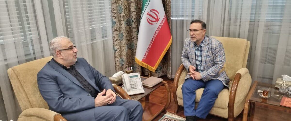 دکتر احمد آریائی نژاد