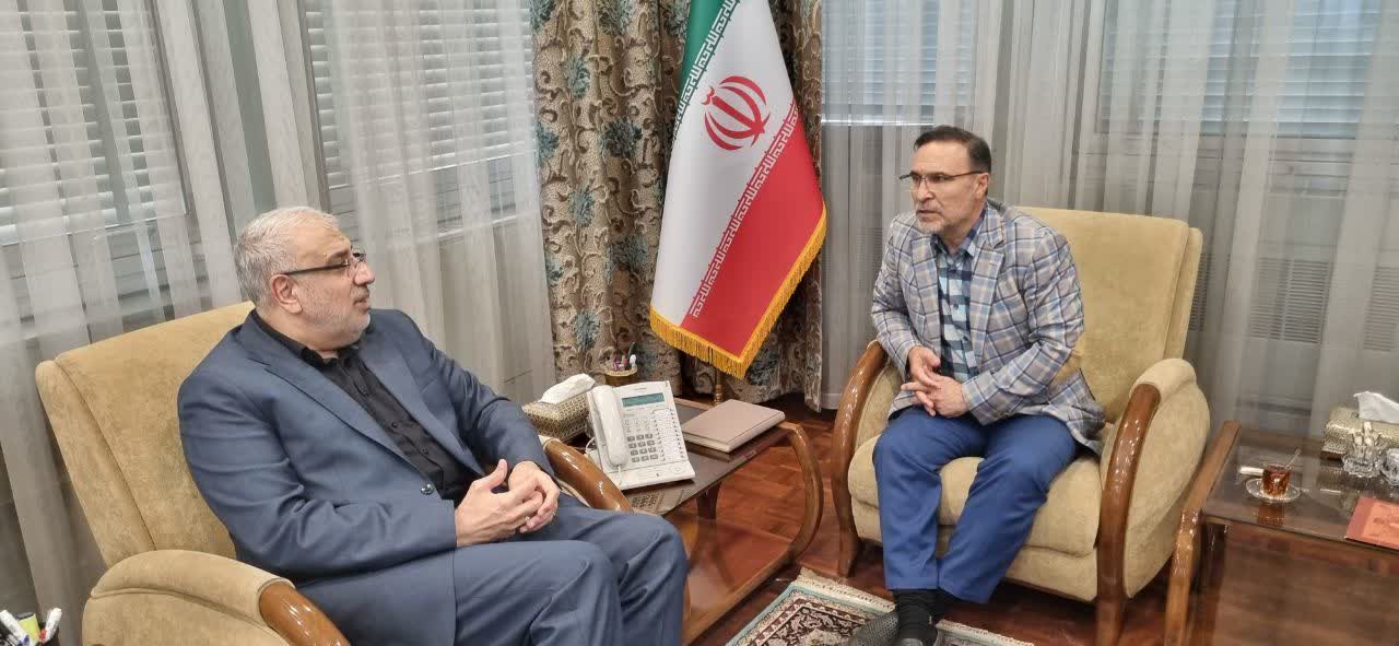 دکتر احمد آریائی نژاد