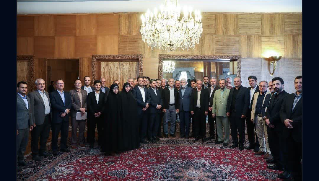 احمد آریایی